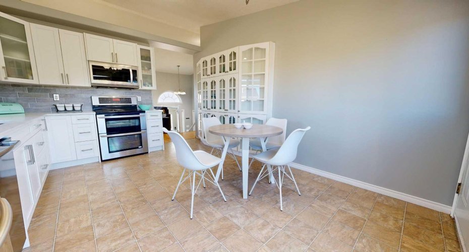 10111 98A Street, Sexsmith, Alberta T0H 3C0, 4 Bedrooms Bedrooms, ,3 BathroomsBathrooms,Residential,For Sale,98A,A2329200