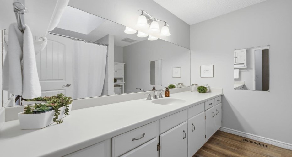 6016 Dalcastle Crescent, Calgary, Alberta T3A 1S4, 5 Bedrooms Bedrooms, ,3 BathroomsBathrooms,Residential,For Sale,Dalcastle,A2329202