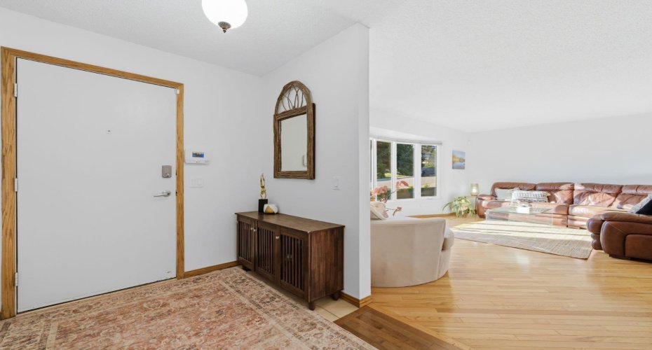 6016 Dalcastle Crescent, Calgary, Alberta T3A 1S4, 5 Bedrooms Bedrooms, ,3 BathroomsBathrooms,Residential,For Sale,Dalcastle,A2329202