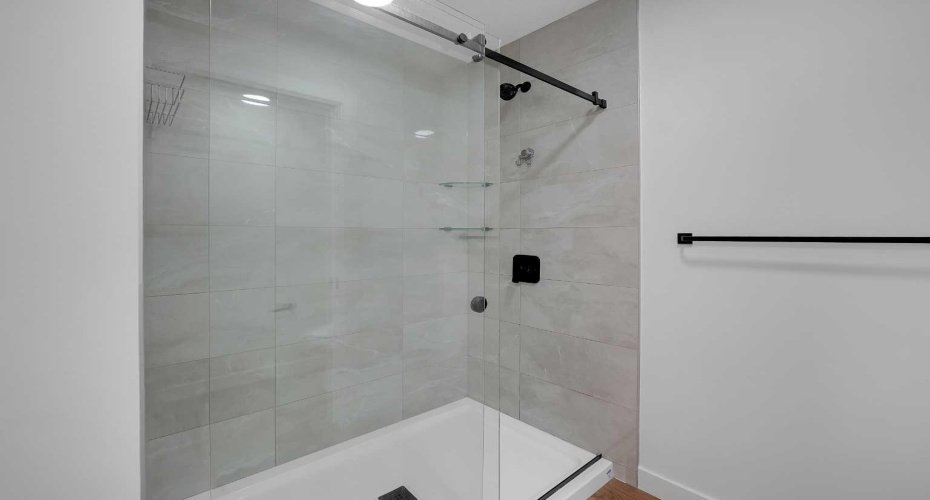 16 Legacy Glen Green, Calgary, Alberta T2X 4G6, 7 Bedrooms Bedrooms, ,5 BathroomsBathrooms,Residential,For Sale,Legacy Glen,A2329206