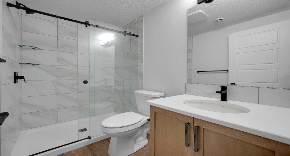 16 Legacy Glen Green, Calgary, Alberta T2X 4G6, 7 Bedrooms Bedrooms, ,5 BathroomsBathrooms,Residential,For Sale,Legacy Glen,A2329206