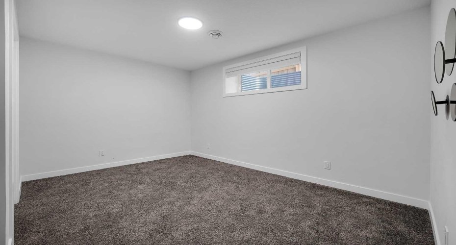 16 Legacy Glen Green, Calgary, Alberta T2X 4G6, 7 Bedrooms Bedrooms, ,5 BathroomsBathrooms,Residential,For Sale,Legacy Glen,A2329206
