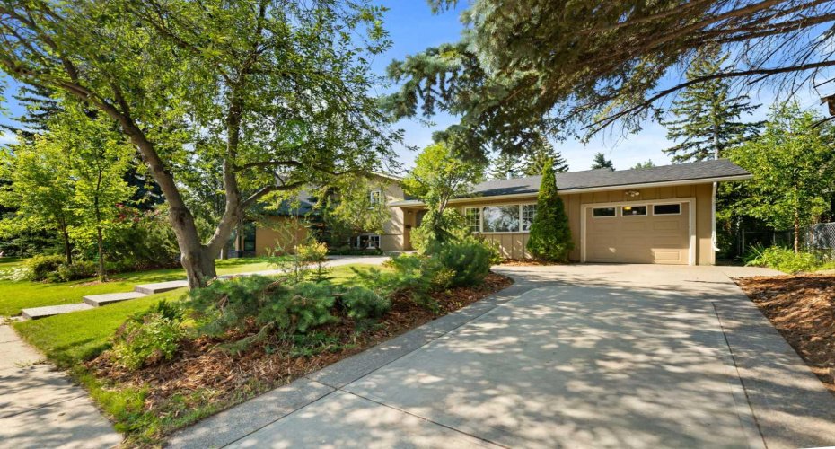 21 Roseview Drive, Calgary, Alberta T2K 1N8, 3 Bedrooms Bedrooms, ,2 BathroomsBathrooms,Residential,For Sale,Roseview,A2329218