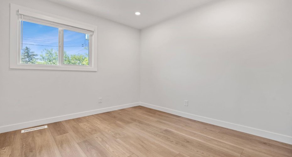 6223 31 Avenue, Calgary, Alberta T3B 1J8, 3 Bedrooms Bedrooms, ,2 BathroomsBathrooms,Residential,For Sale,31,A2329226