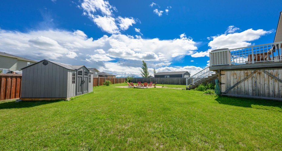 9211 95 Avenue, Wembley, Alberta T0H 3S0, 3 Bedrooms Bedrooms, ,3 BathroomsBathrooms,Residential,For Sale,95,A2329231