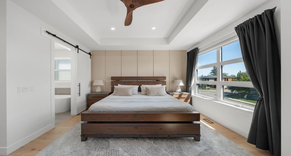 Ceiling fan and high ceiling