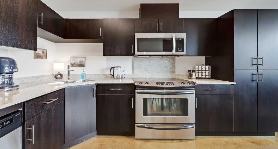 135 13 Avenue, Calgary, Alberta T2R 0W8, 1 Bedroom Bedrooms, ,1 BathroomBathrooms,Residential,For Sale,13,A2329249