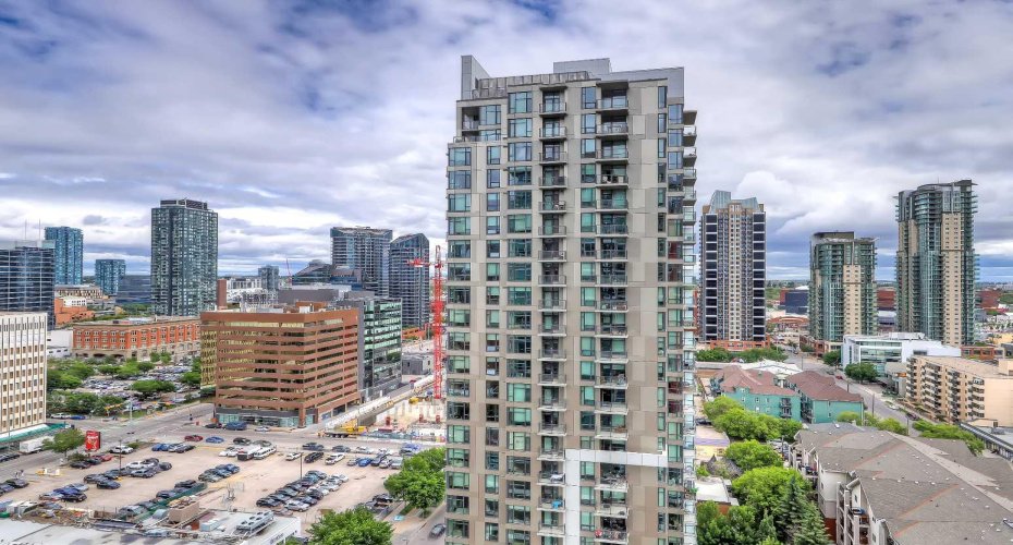 135 13 Avenue, Calgary, Alberta T2R 0W8, 1 Bedroom Bedrooms, ,1 BathroomBathrooms,Residential,For Sale,13,A2329249