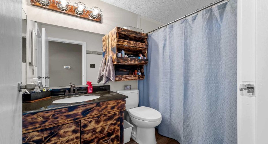 4508 30A Street Close, Lloydminster, Saskatchewan S9V 1X7, 5 Bedrooms Bedrooms, ,2 BathroomsBathrooms,Residential,For Sale,30A,A2329251