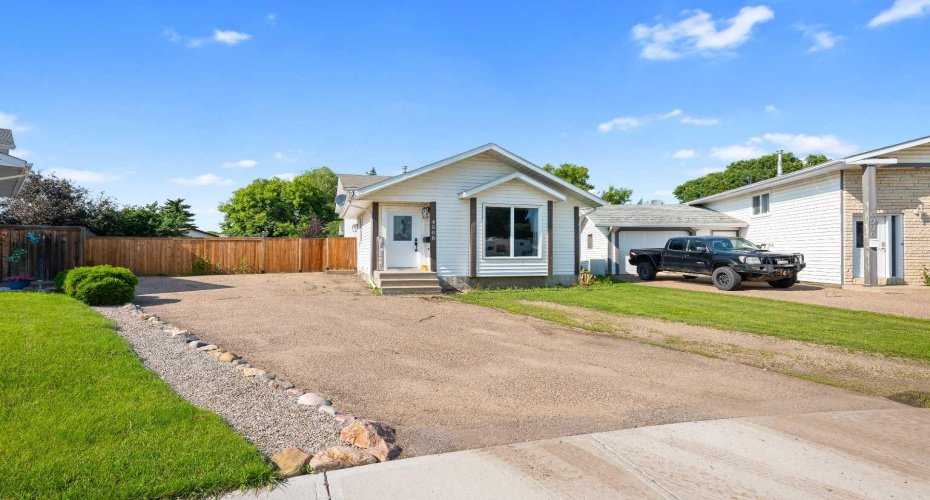 4508 30A Street Close, Lloydminster, Saskatchewan S9V 1X7, 5 Bedrooms Bedrooms, ,2 BathroomsBathrooms,Residential,For Sale,30A,A2329251