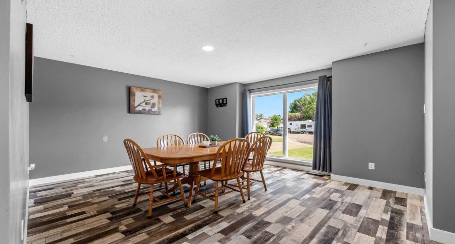 4508 30A Street Close, Lloydminster, Saskatchewan S9V 1X7, 5 Bedrooms Bedrooms, ,2 BathroomsBathrooms,Residential,For Sale,30A,A2329251