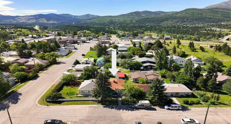 2229 210 Street, Bellevue, Alberta T0K 0C0, 2 Bedrooms Bedrooms, ,1 BathroomBathrooms,Residential,For Sale,210,A2329252
