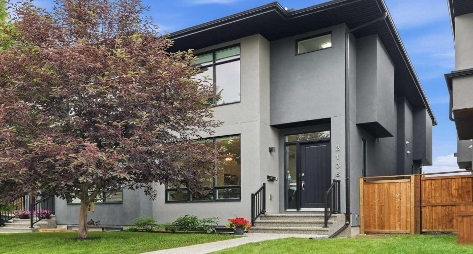 3138 44 Street, Calgary, Alberta T3E 3R6, 4 Bedrooms Bedrooms, ,4 BathroomsBathrooms,Residential,For Sale,44,A2329262