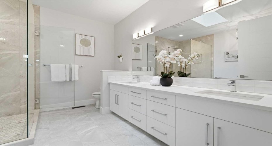 3138 44 Street, Calgary, Alberta T3E 3R6, 4 Bedrooms Bedrooms, ,4 BathroomsBathrooms,Residential,For Sale,44,A2329262