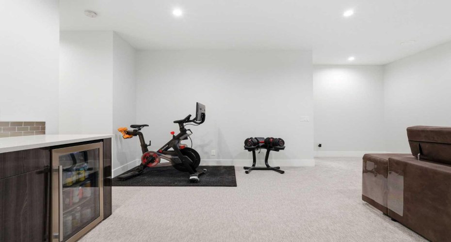 3138 44 Street, Calgary, Alberta T3E 3R6, 4 Bedrooms Bedrooms, ,4 BathroomsBathrooms,Residential,For Sale,44,A2329262