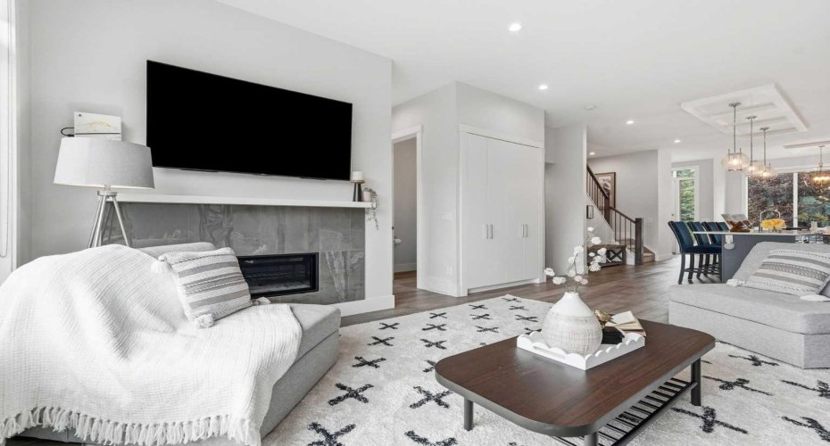 3138 44 Street, Calgary, Alberta T3E 3R6, 4 Bedrooms Bedrooms, ,4 BathroomsBathrooms,Residential,For Sale,44,A2329262