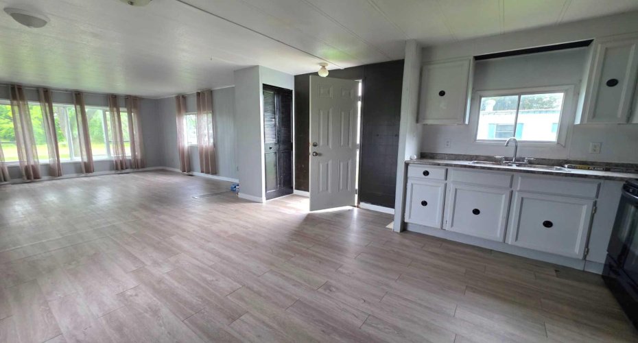 5249 51 Street, Mayerthorpe, Alberta T0E 1N0, 3 Bedrooms Bedrooms, ,1 BathroomBathrooms,Residential,For Sale,51 Street,A2329264