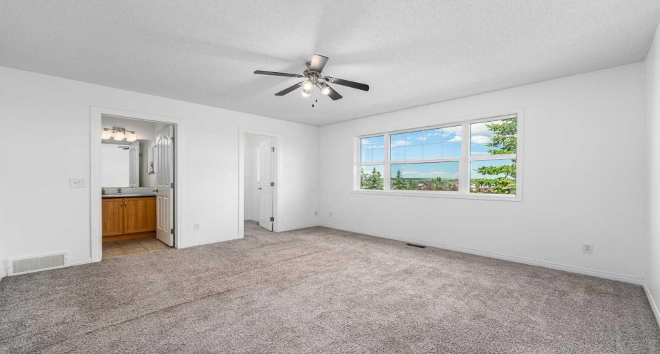 15 Panora Square, Calgary, Alberta T3K 0R8, 3 Bedrooms Bedrooms, ,3 BathroomsBathrooms,Residential,For Sale,Panora,A2329275