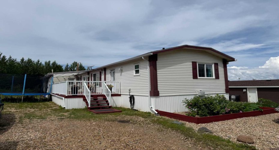 114 10 Street, Canyon Creek, Alberta T0G 0M0, 3 Bedrooms Bedrooms, ,2 BathroomsBathrooms,Residential,For Sale,10,A2329292