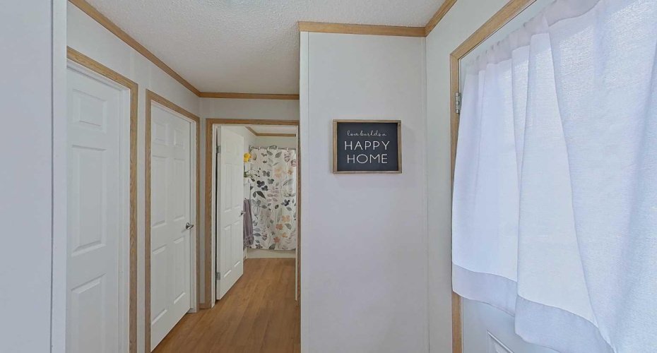 114 10 Street, Canyon Creek, Alberta T0G 0M0, 3 Bedrooms Bedrooms, ,2 BathroomsBathrooms,Residential,For Sale,10,A2329292