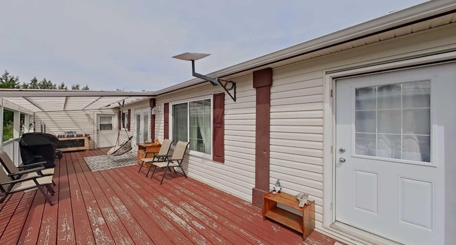 114 10 Street, Canyon Creek, Alberta T0G 0M0, 3 Bedrooms Bedrooms, ,2 BathroomsBathrooms,Residential,For Sale,10,A2329292