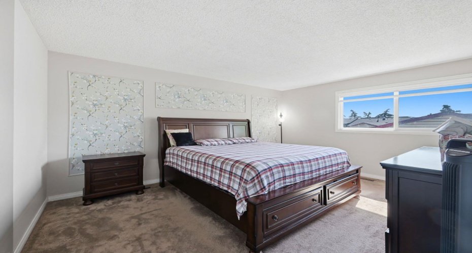 4 Fallswater Road, Calgary, Alberta T3J1B1, 4 Bedrooms Bedrooms, ,3 BathroomsBathrooms,Residential,For Sale,Fallswater,A2329294
