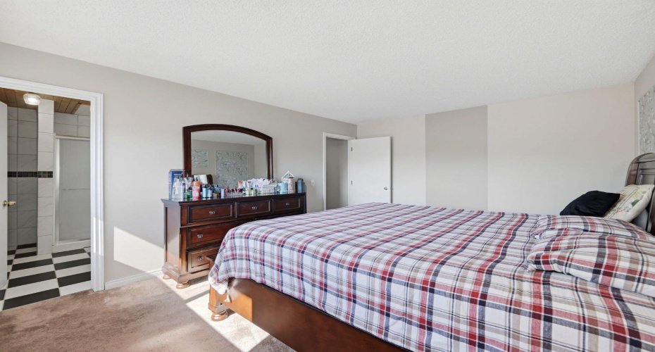 4 Fallswater Road, Calgary, Alberta T3J1B1, 4 Bedrooms Bedrooms, ,3 BathroomsBathrooms,Residential,For Sale,Fallswater,A2329294