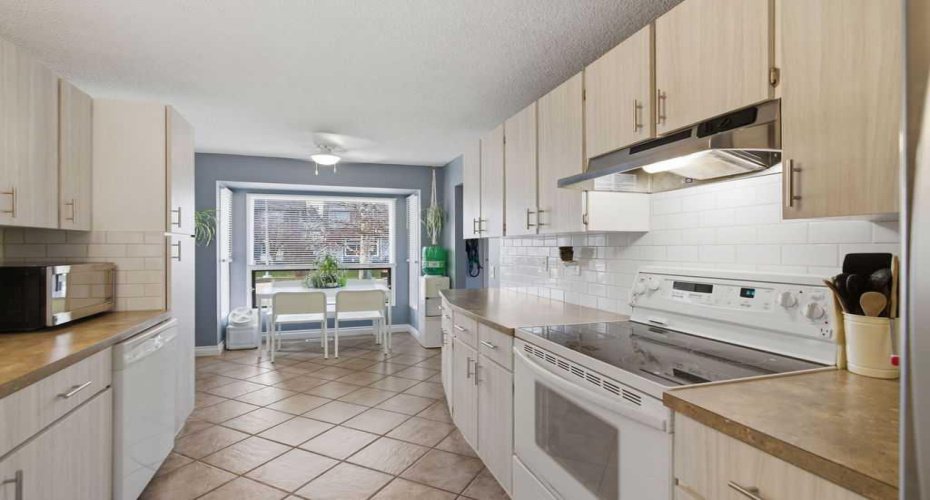 96 Abberfield Crescent, Calgary, Alberta T2A 6N6, 3 Bedrooms Bedrooms, ,3 BathroomsBathrooms,Residential,For Sale,Abberfield,A2329296