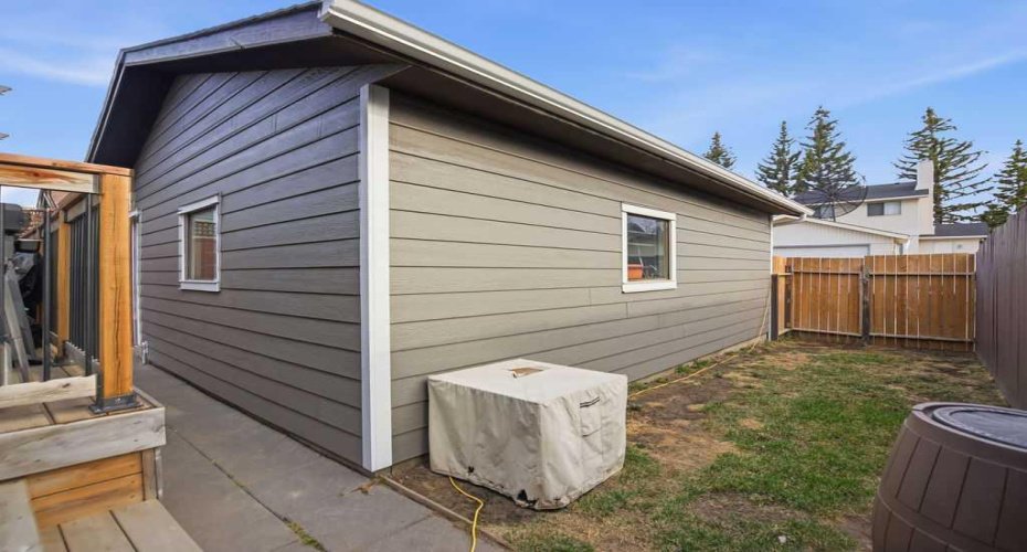 96 Abberfield Crescent, Calgary, Alberta T2A 6N6, 3 Bedrooms Bedrooms, ,3 BathroomsBathrooms,Residential,For Sale,Abberfield,A2329296