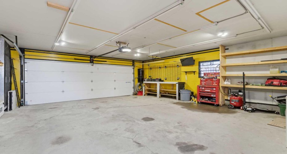 96 Abberfield Crescent, Calgary, Alberta T2A 6N6, 3 Bedrooms Bedrooms, ,3 BathroomsBathrooms,Residential,For Sale,Abberfield,A2329296