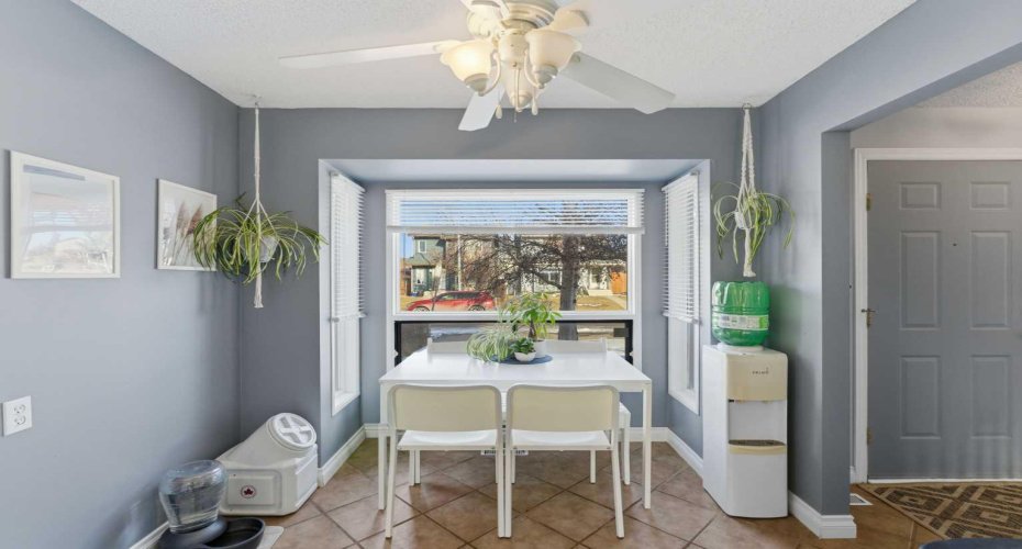 96 Abberfield Crescent, Calgary, Alberta T2A 6N6, 3 Bedrooms Bedrooms, ,3 BathroomsBathrooms,Residential,For Sale,Abberfield,A2329296