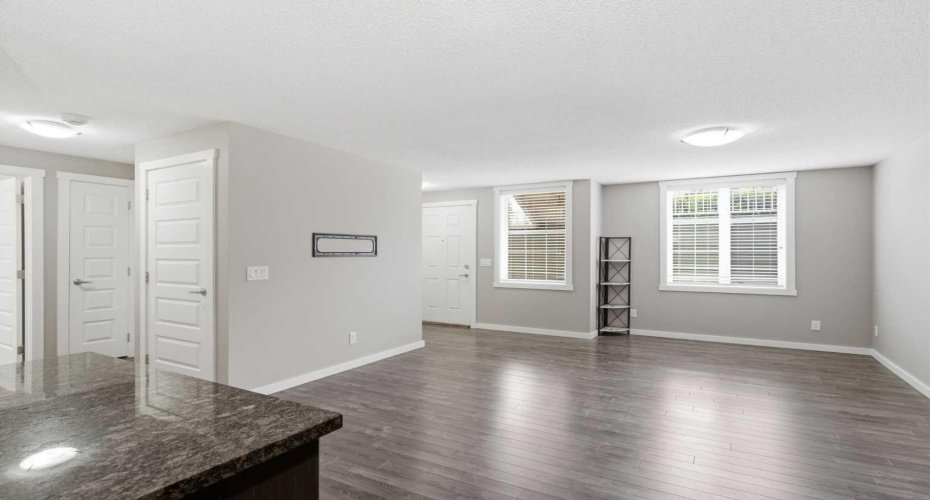 550 Mckenzie Towne Close, Calgary, Alberta T2Z 1A8, 2 Bedrooms Bedrooms, ,2 BathroomsBathrooms,Residential,For Sale,Mckenzie Towne,A2329307