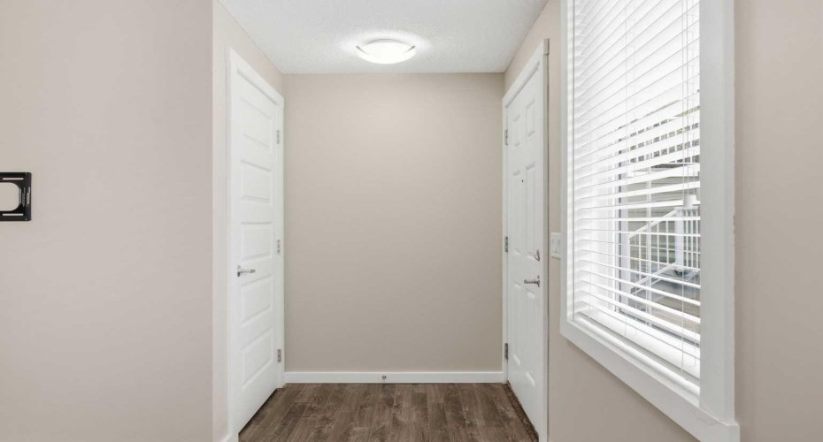 550 Mckenzie Towne Close, Calgary, Alberta T2Z 1A8, 2 Bedrooms Bedrooms, ,2 BathroomsBathrooms,Residential,For Sale,Mckenzie Towne,A2329307