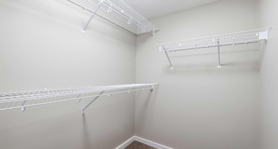 550 Mckenzie Towne Close, Calgary, Alberta T2Z 1A8, 2 Bedrooms Bedrooms, ,2 BathroomsBathrooms,Residential,For Sale,Mckenzie Towne,A2329307