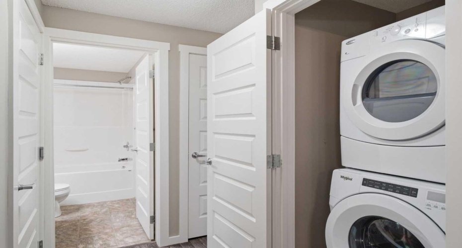 550 Mckenzie Towne Close, Calgary, Alberta T2Z 1A8, 2 Bedrooms Bedrooms, ,2 BathroomsBathrooms,Residential,For Sale,Mckenzie Towne,A2329307