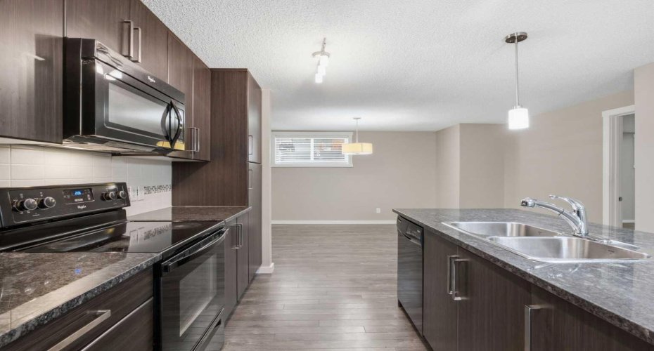 550 Mckenzie Towne Close, Calgary, Alberta T2Z 1A8, 2 Bedrooms Bedrooms, ,2 BathroomsBathrooms,Residential,For Sale,Mckenzie Towne,A2329307