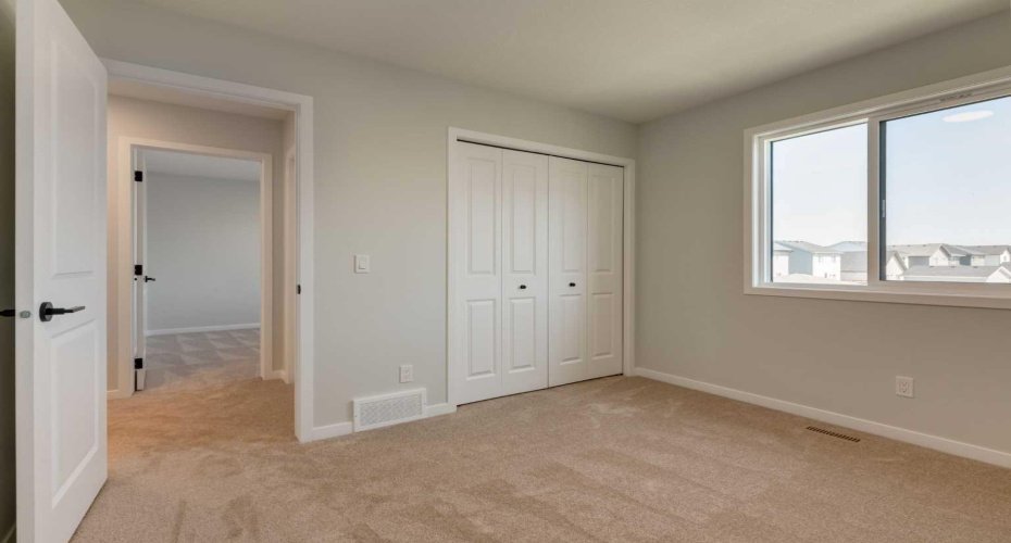 32 Ellen Lane, Crossfield, Alberta T0M 0S0, 3 Bedrooms Bedrooms, ,3 BathroomsBathrooms,Residential,For Sale,Ellen,A2329311
