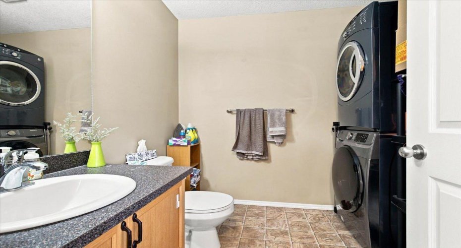 6918 88A Street, Grande Prairie, Alberta T8X0C1, 3 Bedrooms Bedrooms, ,3 BathroomsBathrooms,Residential,For Sale,88A,A2329316
