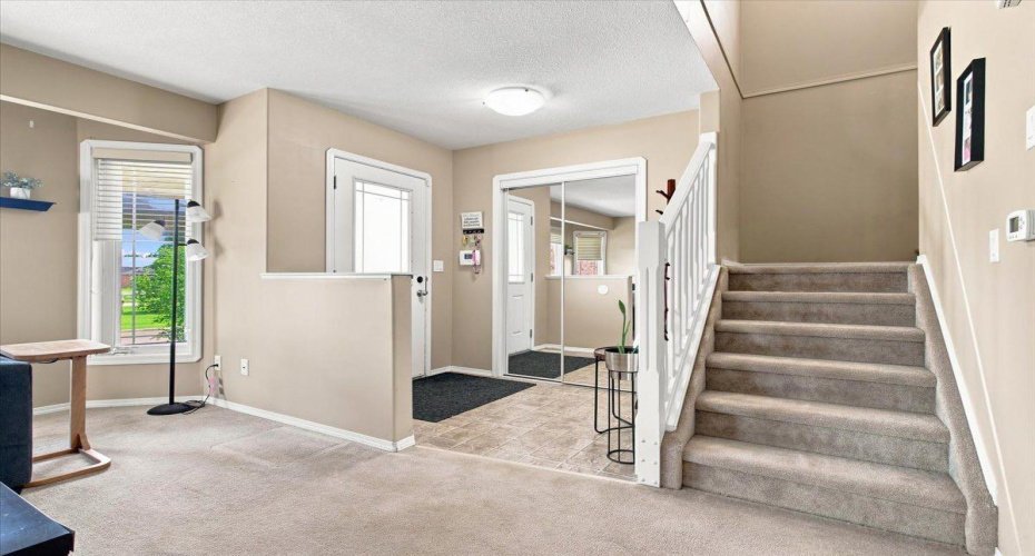 6918 88A Street, Grande Prairie, Alberta T8X0C1, 3 Bedrooms Bedrooms, ,3 BathroomsBathrooms,Residential,For Sale,88A,A2329316