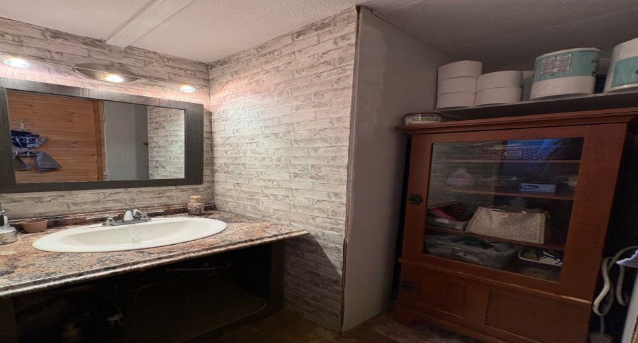 834043 120 Range, Rural Clear Hills County, Alberta T0H 0B0, 2 Bedrooms Bedrooms, ,1 BathroomBathrooms,Residential,For Sale,120,A2329318