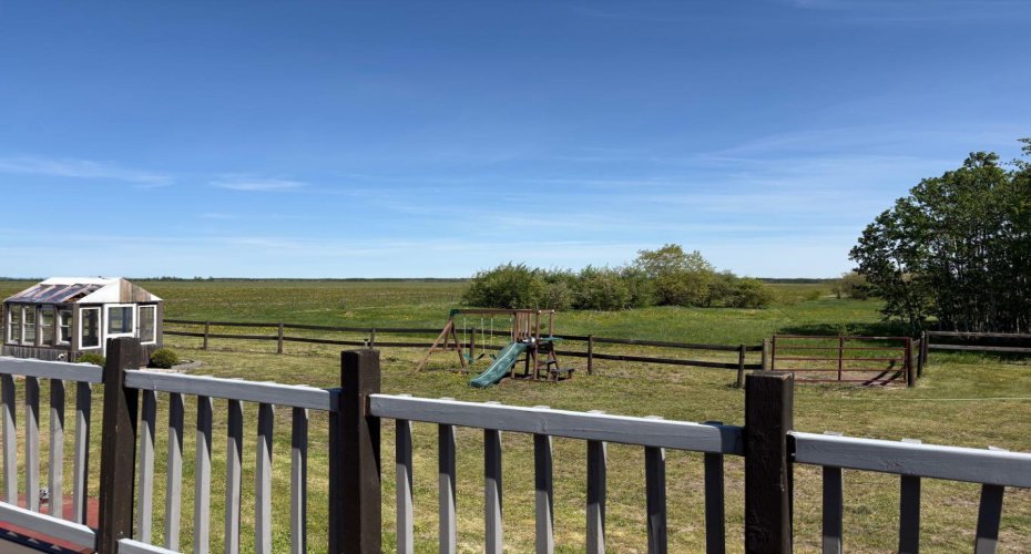 834043 120 Range, Rural Clear Hills County, Alberta T0H 0B0, 2 Bedrooms Bedrooms, ,1 BathroomBathrooms,Residential,For Sale,120,A2329318
