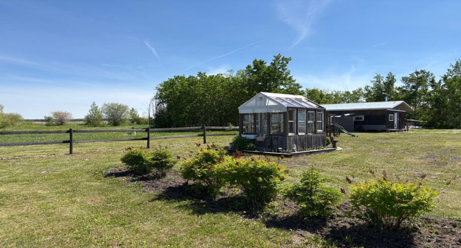 834043 120 Range, Rural Clear Hills County, Alberta T0H 0B0, 2 Bedrooms Bedrooms, ,1 BathroomBathrooms,Residential,For Sale,120,A2329318