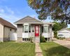 1946 15 Avenue, Medicine Hat, Alberta T1A3R8, 3 Bedrooms Bedrooms, ,2 BathroomsBathrooms,Residential,For Sale,15,A2329340