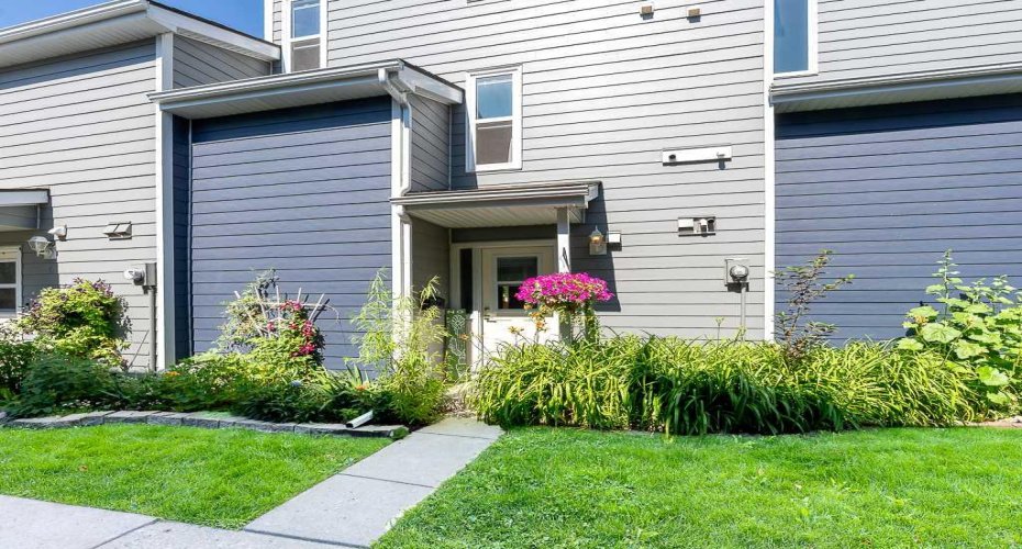 93 Grier Place, Calgary, Alberta T2K 5Y5, 3 Bedrooms Bedrooms, ,2 BathroomsBathrooms,Residential,For Sale,Grier,A2329346