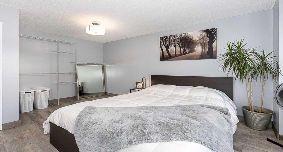 93 Grier Place, Calgary, Alberta T2K 5Y5, 3 Bedrooms Bedrooms, ,2 BathroomsBathrooms,Residential,For Sale,Grier,A2329346