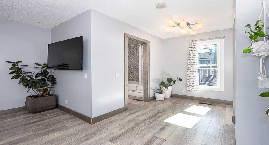93 Grier Place, Calgary, Alberta T2K 5Y5, 3 Bedrooms Bedrooms, ,2 BathroomsBathrooms,Residential,For Sale,Grier,A2329346