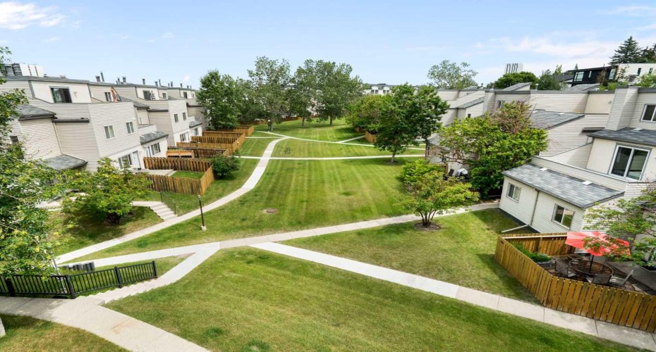1540 29 Street, Calgary, Alberta T2N 4M1, 2 Bedrooms Bedrooms, ,1 BathroomBathrooms,Residential,For Sale,29,A2329365