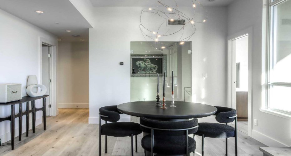 46 9 Street, Calgary, Alberta T2E 7Y1, 2 Bedrooms Bedrooms, ,3 BathroomsBathrooms,Residential,For Sale,9,A2329367