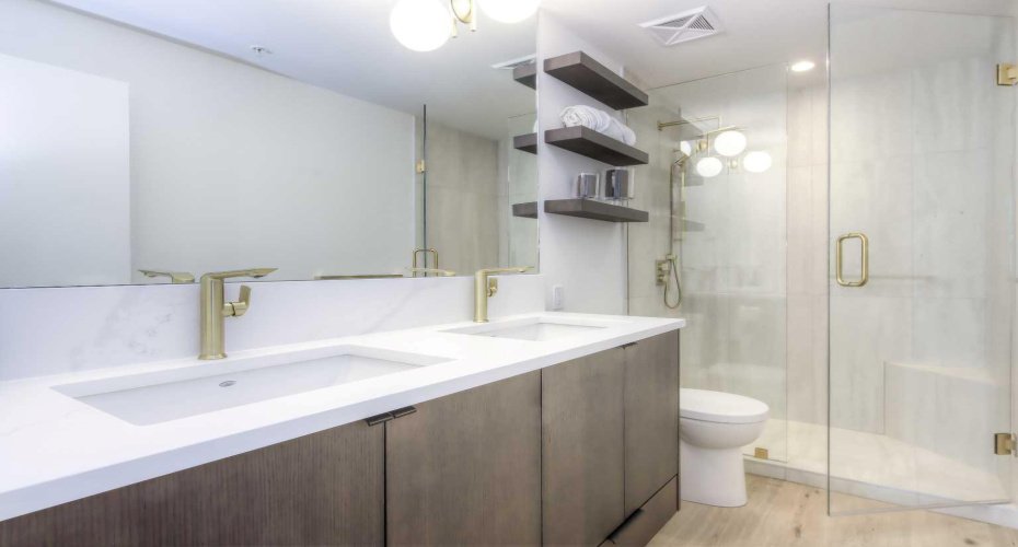 46 9 Street, Calgary, Alberta T2E 7Y1, 2 Bedrooms Bedrooms, ,3 BathroomsBathrooms,Residential,For Sale,9,A2329367