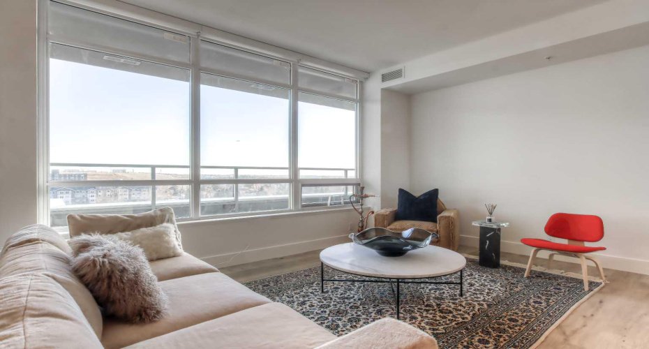 46 9 Street, Calgary, Alberta T2E 7Y1, 2 Bedrooms Bedrooms, ,3 BathroomsBathrooms,Residential,For Sale,9,A2329367